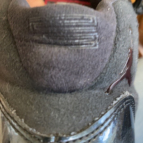 AIR Jordan RETRO 11 - youth size 5.5. Black with black patent leather. - Picture 11 of 11